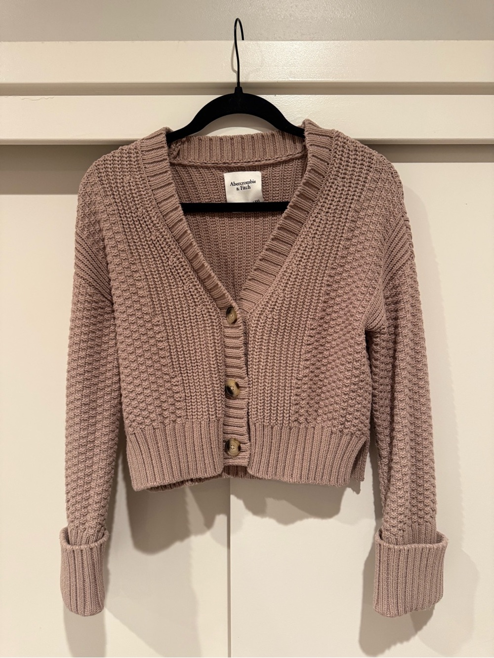 Abercrombie & Fitch Women's Cropped Beige Chunky Knit Cardigan